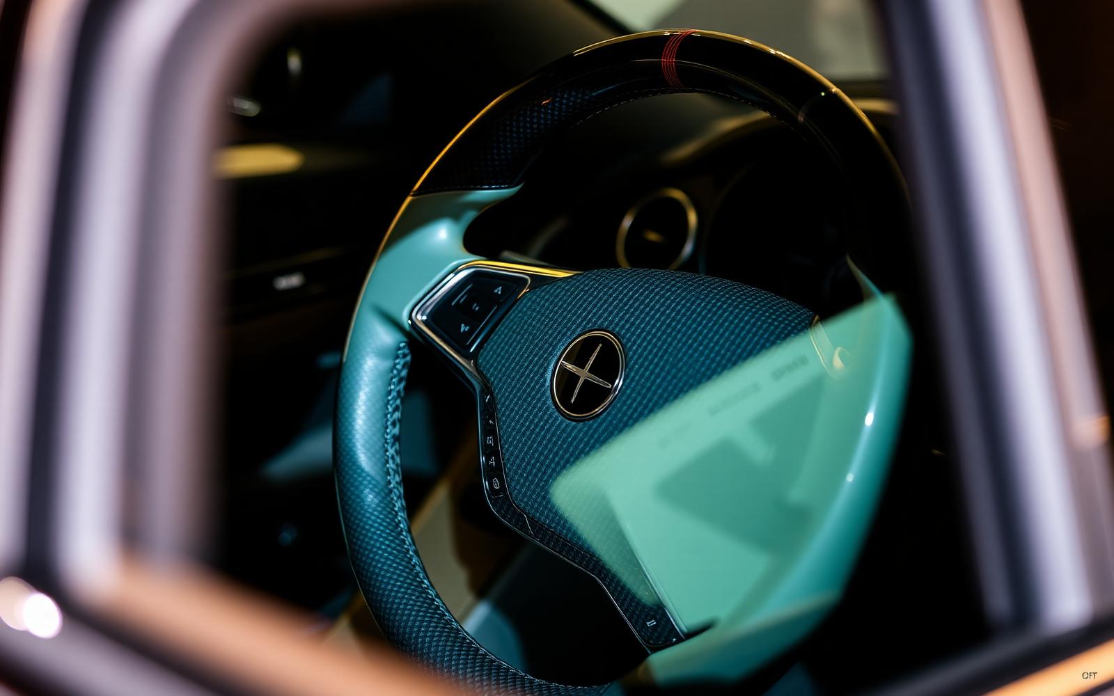 Custom Steering Wheels